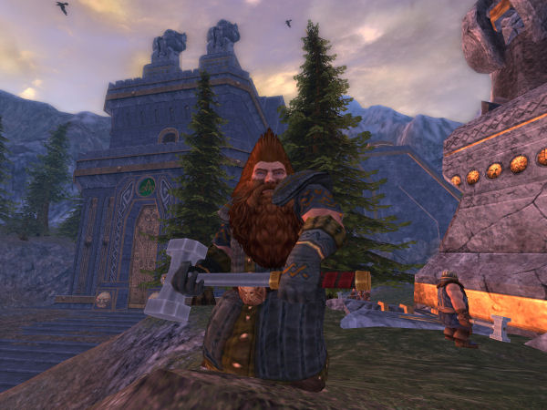 Dwarf with hammer