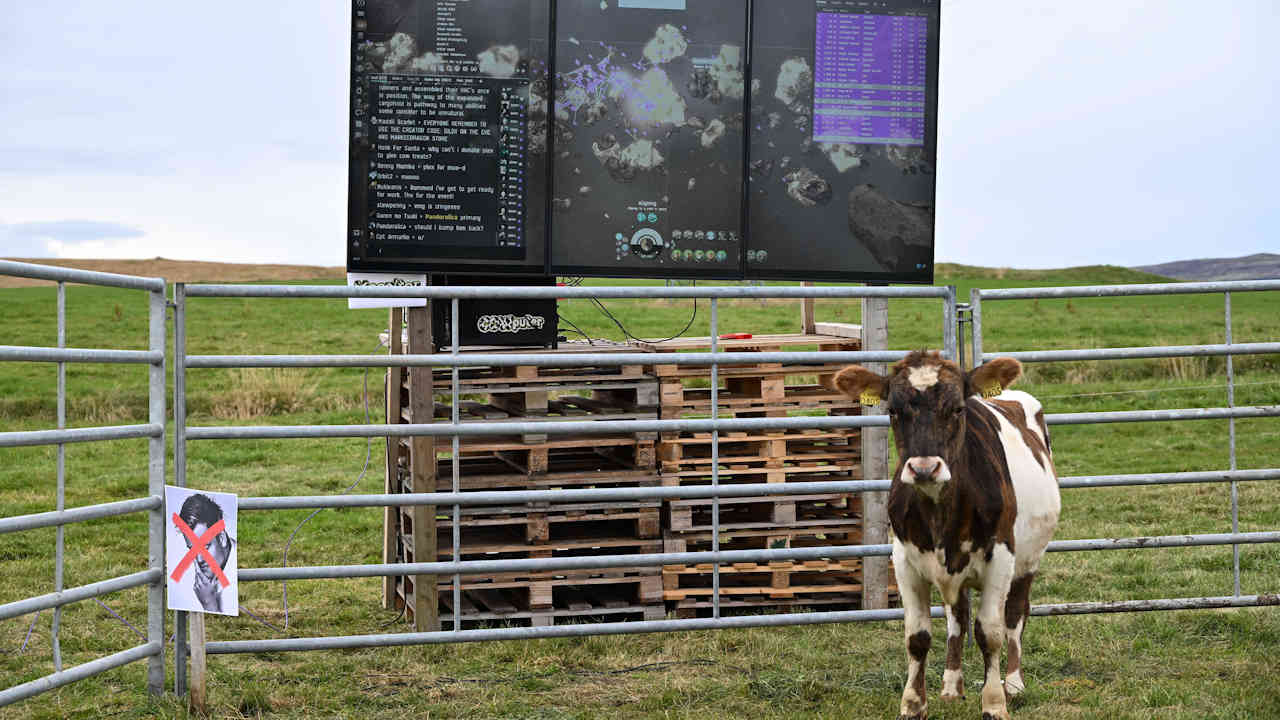 A cow is controlling EVE Online